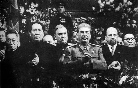 Mao Trạch Đông dự lễ SN 70 của Stalin. Ảnh: Wiki